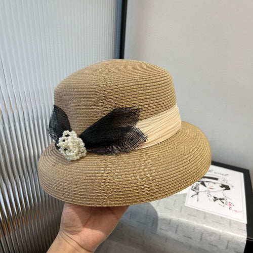 CELINE SMALL BRIM HAT MODEL 650348 IN BEIGE WOVEN STRAW