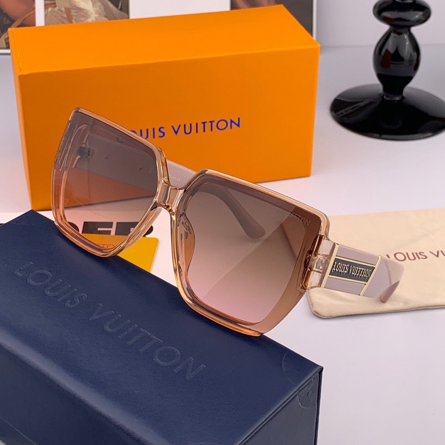 LOUIS VUITTON SQUARE SUNGLASSES L6303 IN ACETATE