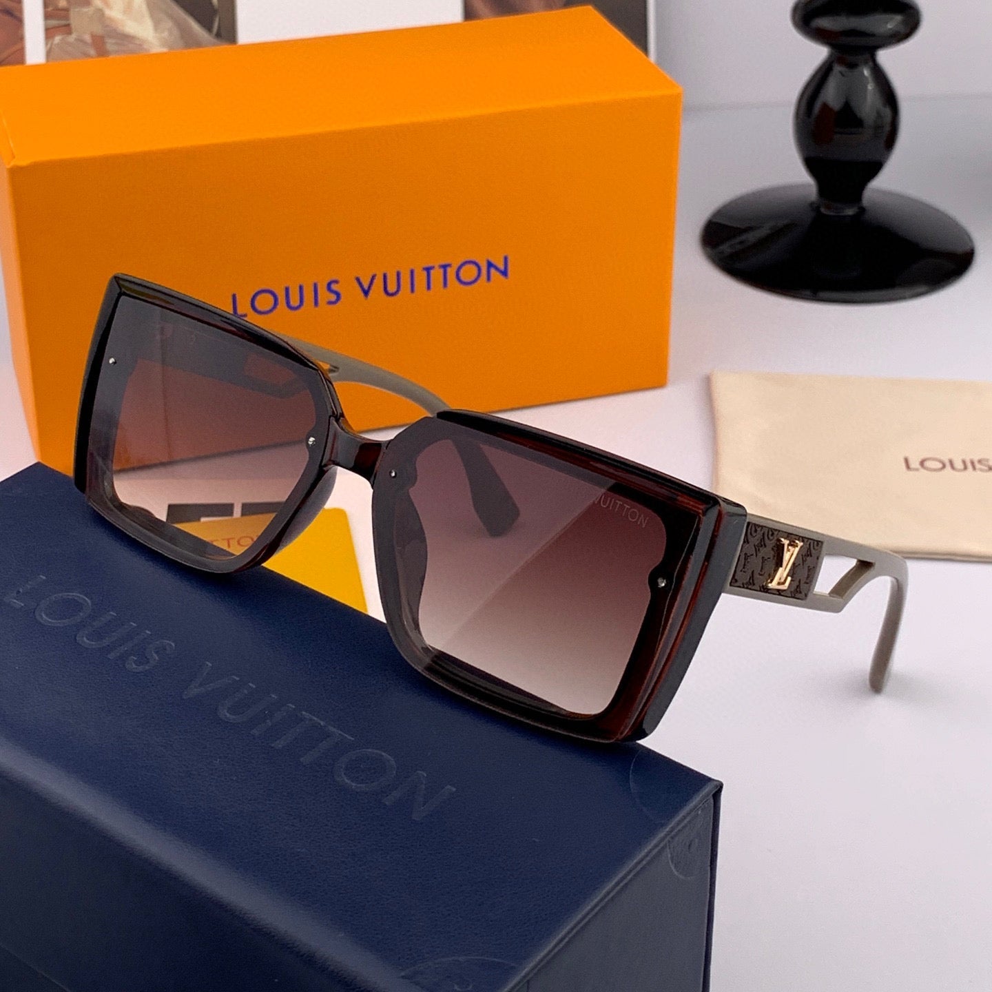 LOUIS VUITTON SQUARE SUNGLASSES L4310 IN ACETATE