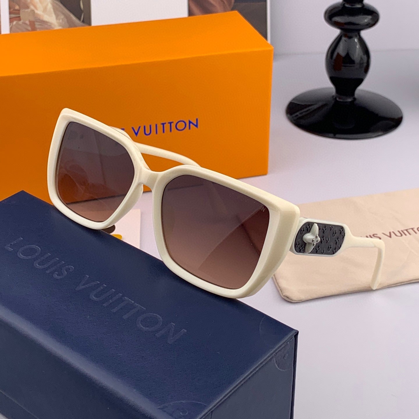 LOUIS VUITTON SQUARE SUNGLASSES L6221 IN ACETATE