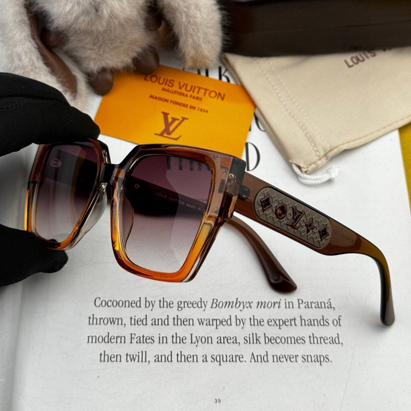 LOUIS VUITTON SQUARE SUNGLASS L6133 IN ACETATE FRAME EMBOSSED LOGO