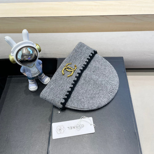 CHANEL BEANIE HAT IN COAL GRAY WOOL 419780