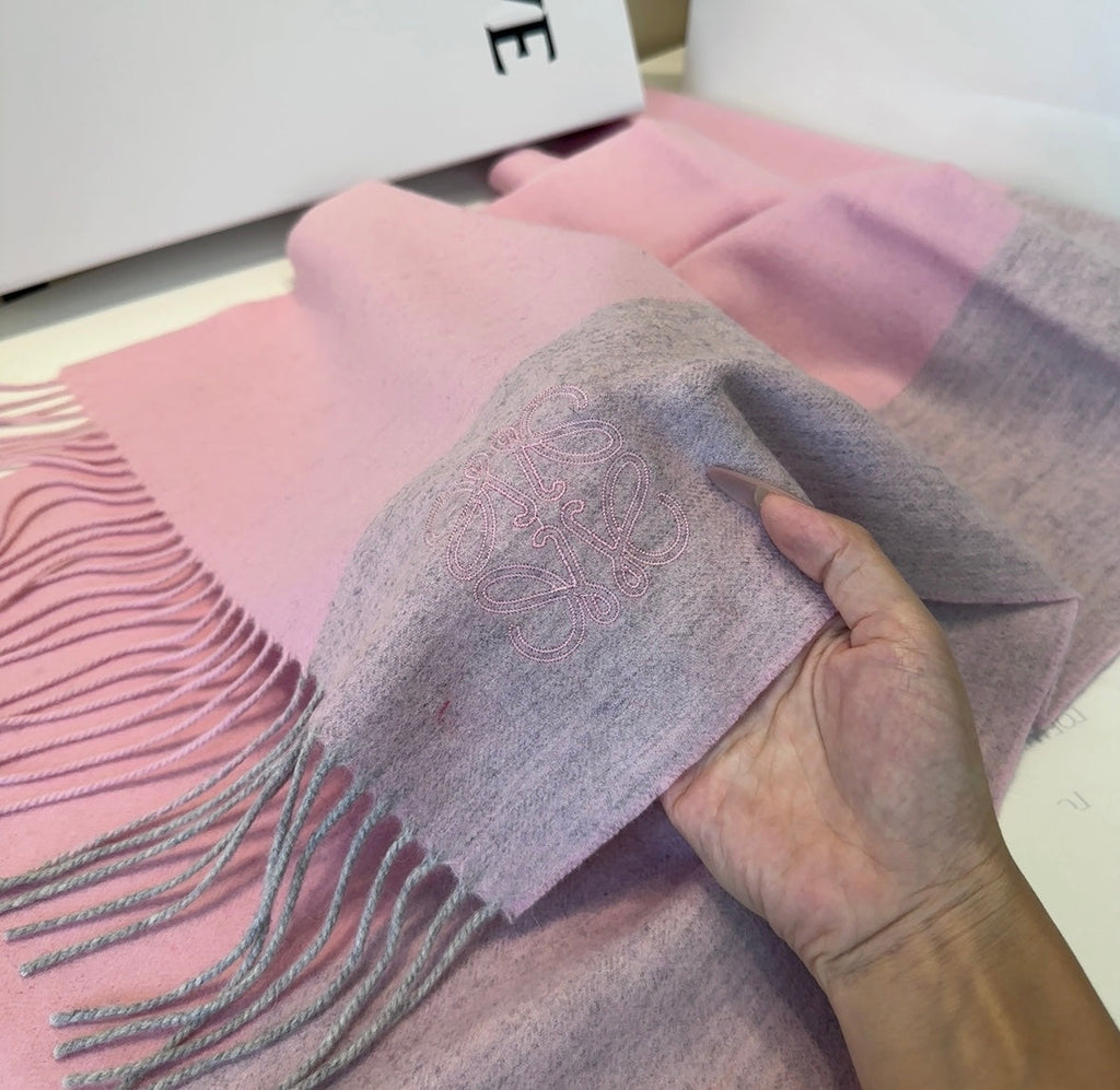 LOEWE 25S SCARF 180 IN CASHMERE 858204